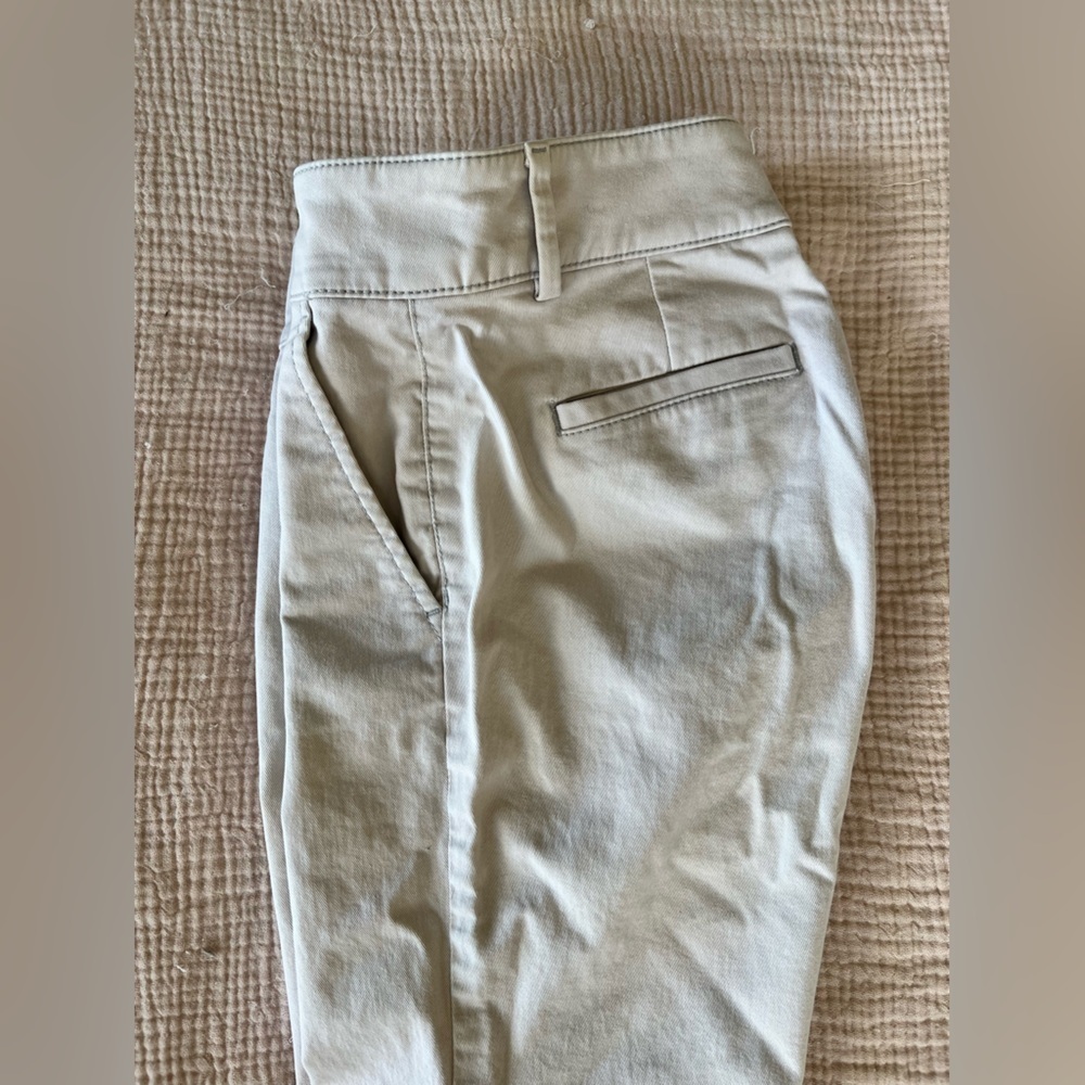 SALE | LOFT Light Grey Embroidered Pants - Size 00P - Picture 7 of 7